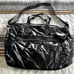 Jessica Simpson- Black Tote